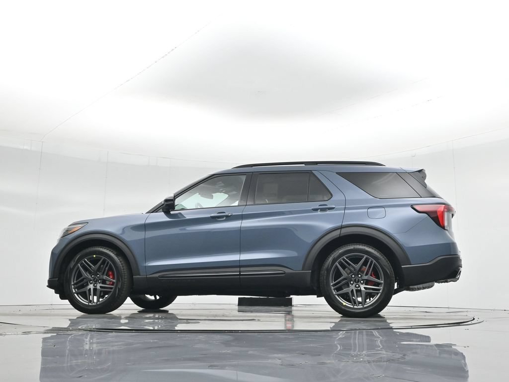 2025 Ford Explorer ST - Photo 57
