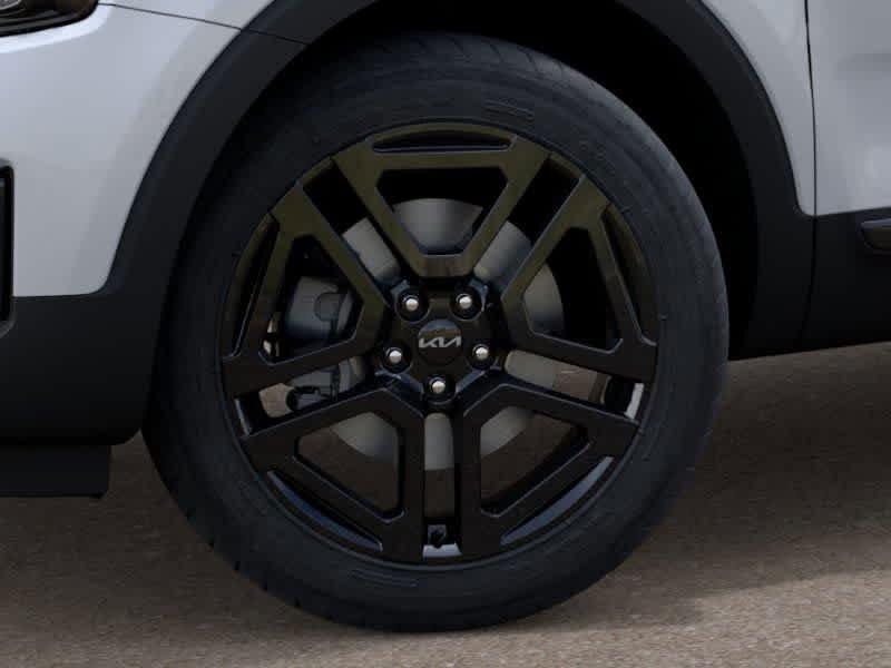 New 2025 Glacial White Pearl Kia EX X-Line image 9
