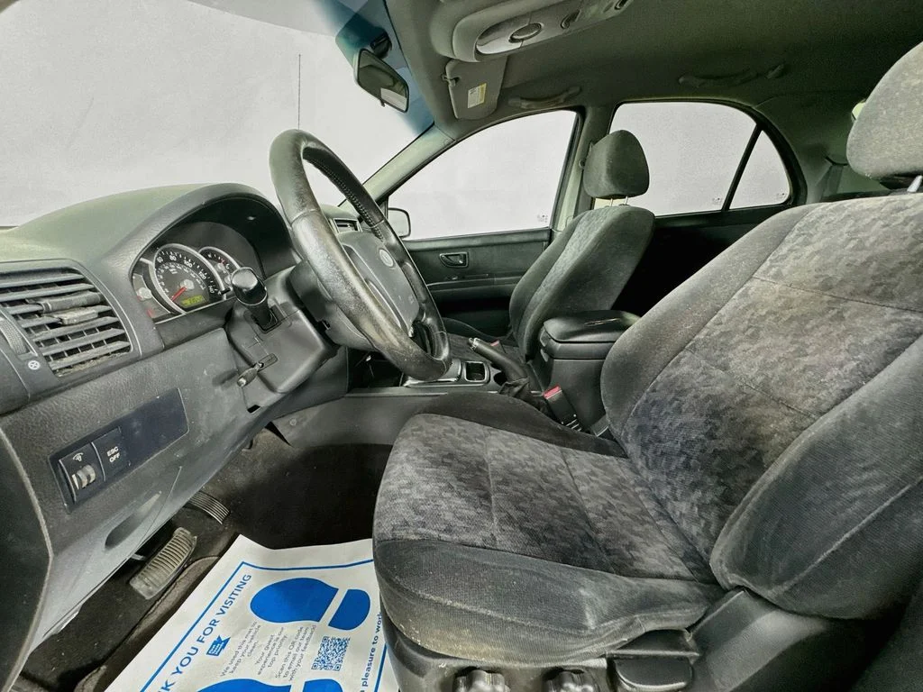 Used 2008 Ebony Black Kia LX image 22