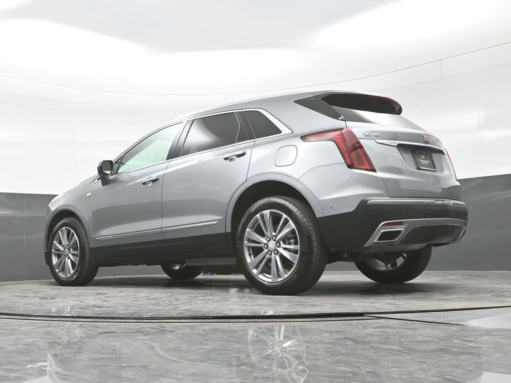 New 2026 Argent Silver Metallic Cadillac Premium Luxury image 31