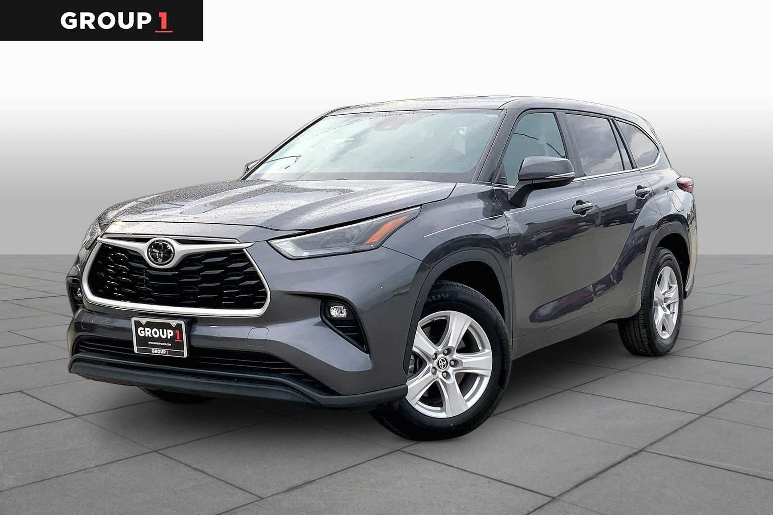 2024 Toyota Highlander LE