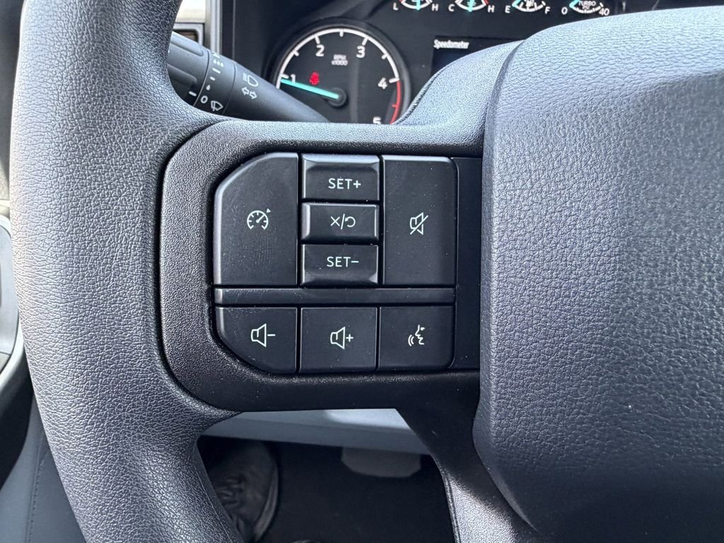New 2026 Oxford White Ford F-250® XLT image 27