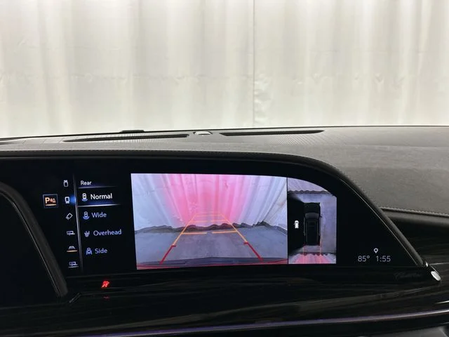 Used 2021 Red Cadillac Sport image 19