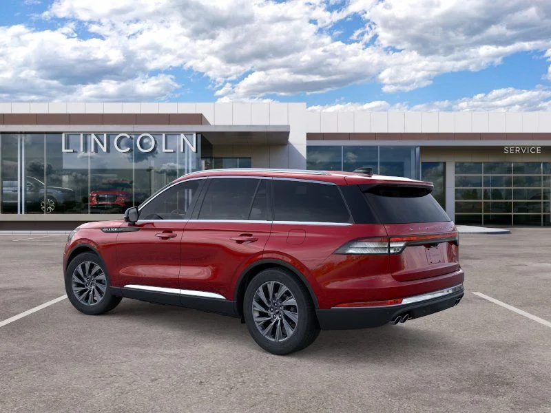New 2026 Red Carpet Metallic Tinted Clearcoat Lincoln Premiere image 4