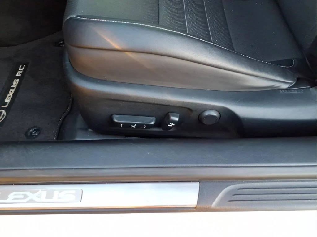 Used 2017 White Lexus 300 image 12