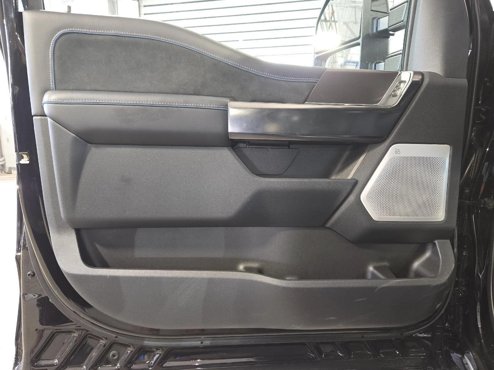 Used 2026 Agate Black Metallic Ford Platinum image 7