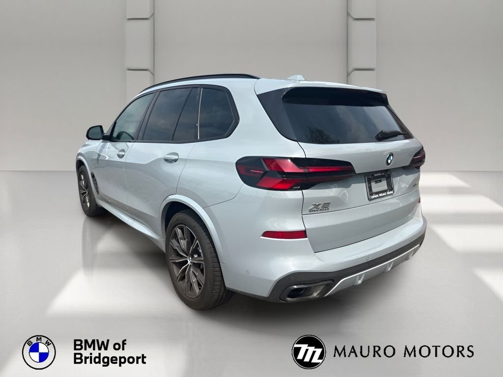 Certified Used 2024 Gray BMW xDrive40i image 4