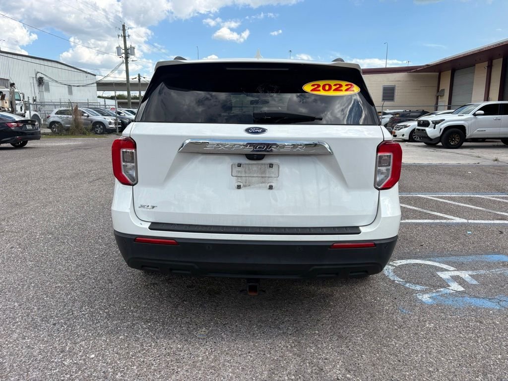 Used 2022 White Ford XLT image 4