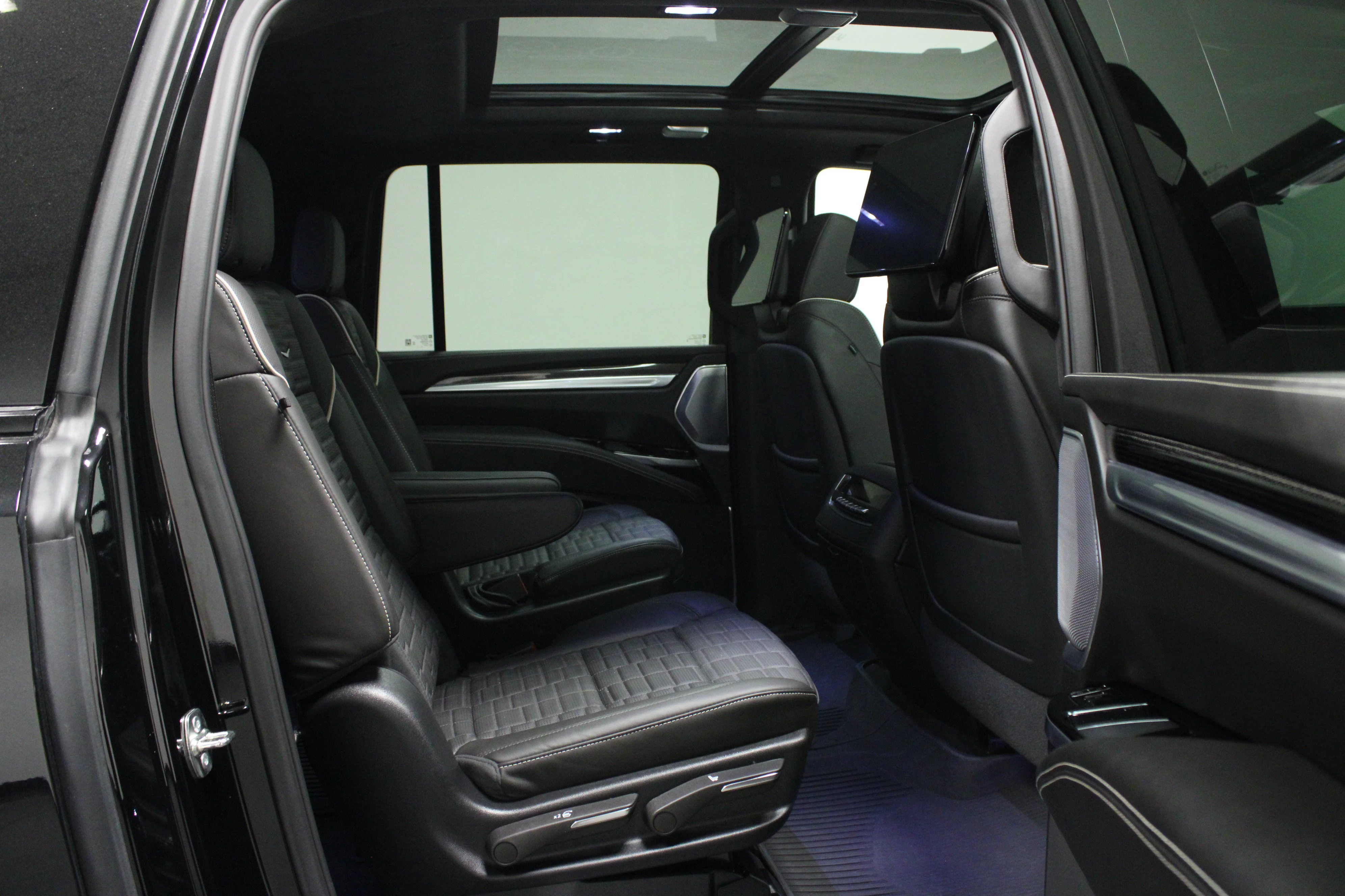 Used 2025 Black Raven Cadillac AWD V-Series image 17