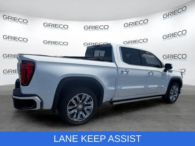 Used 2023 White GMC Denali image 7