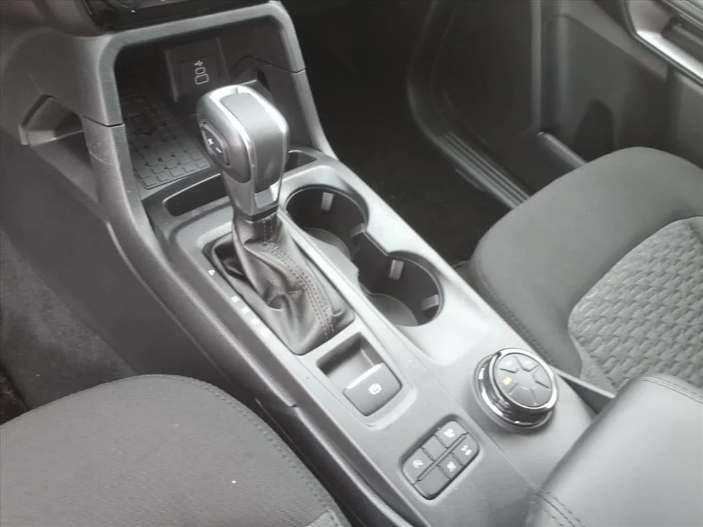New 2025 Desert Sand Ford XLT image 22