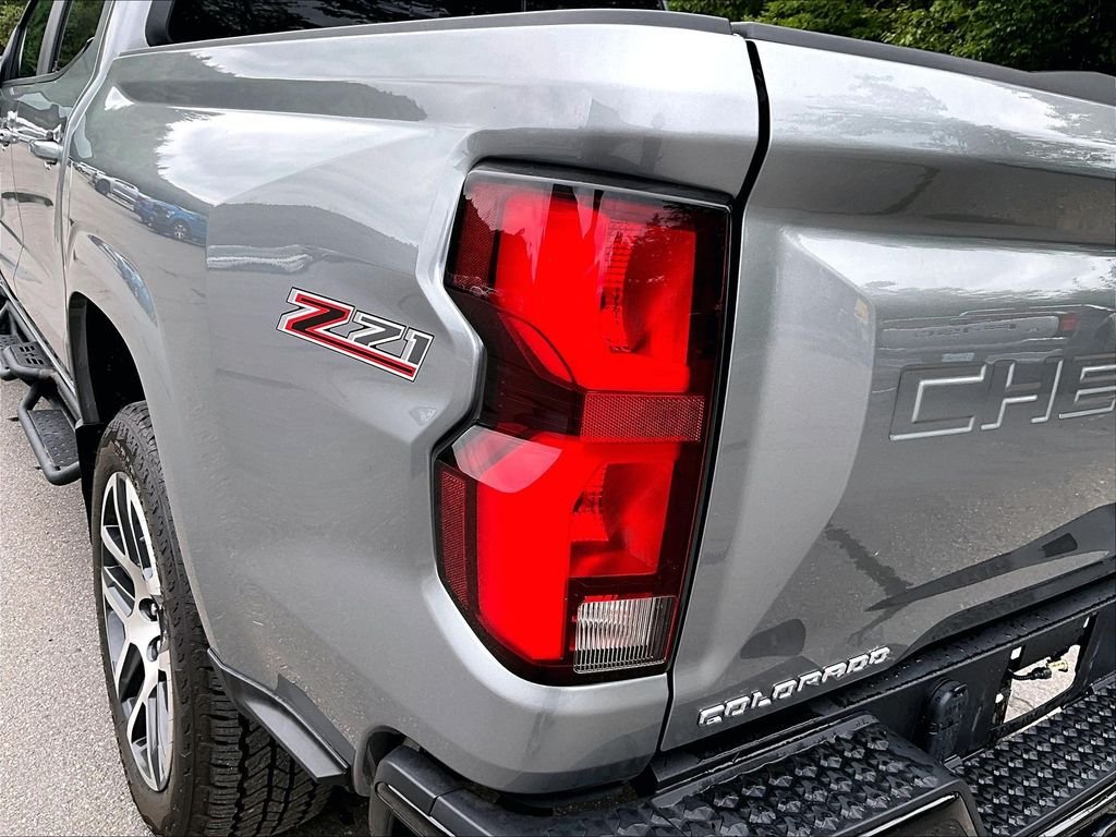 Used 2024 Sterling Gray Metallic Chevrolet Z71 image 35