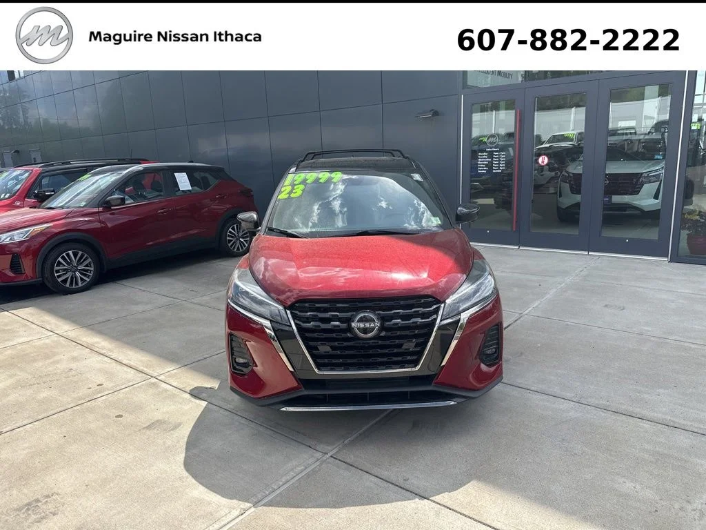 Used 2023 Red Nissan SR image 3