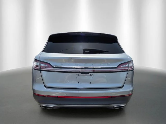 Used 2022 Radiance Metallic Lincoln Standard image 3