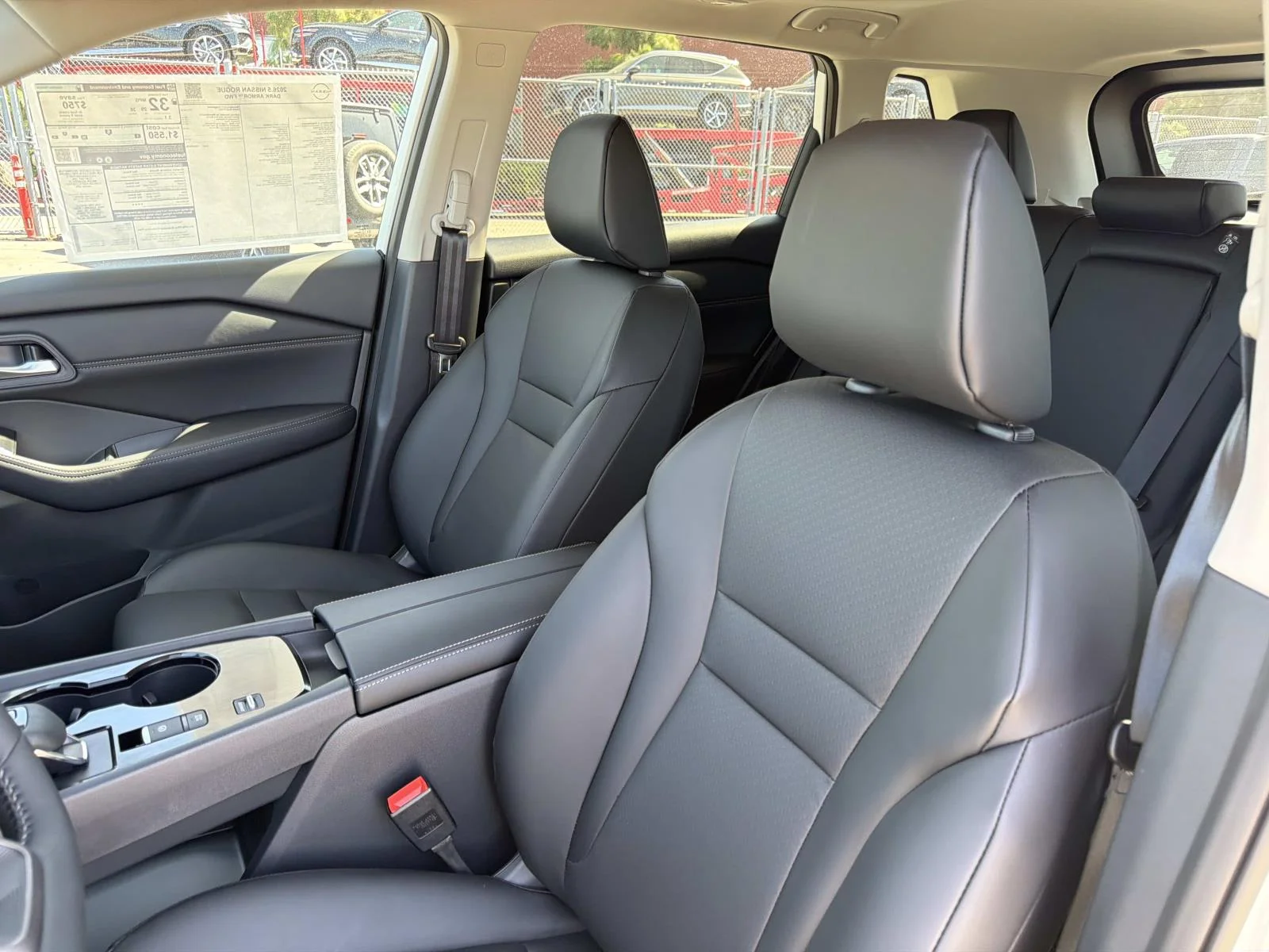 New 2026 Everest White Pearl Tricoat Nissan Dark Armor image 24
