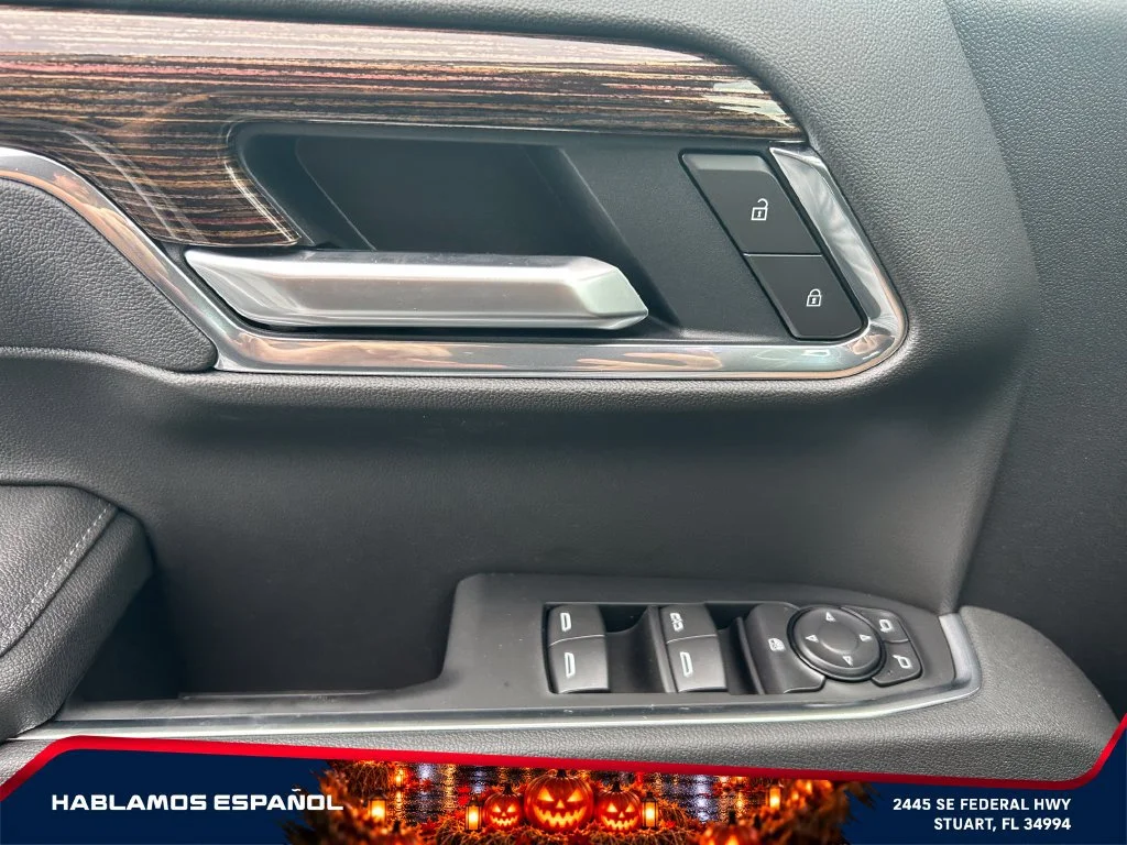 New 2026 Onyx Black GMC Elevation image 16