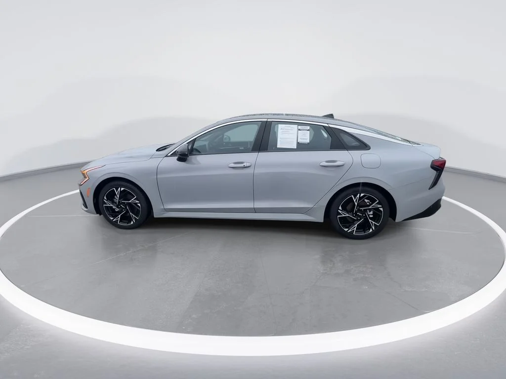 Used 2025 Gray Kia GT-Line image 5