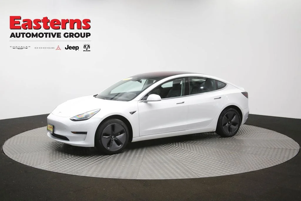 Used 2018 White Tesla Long Range image 51