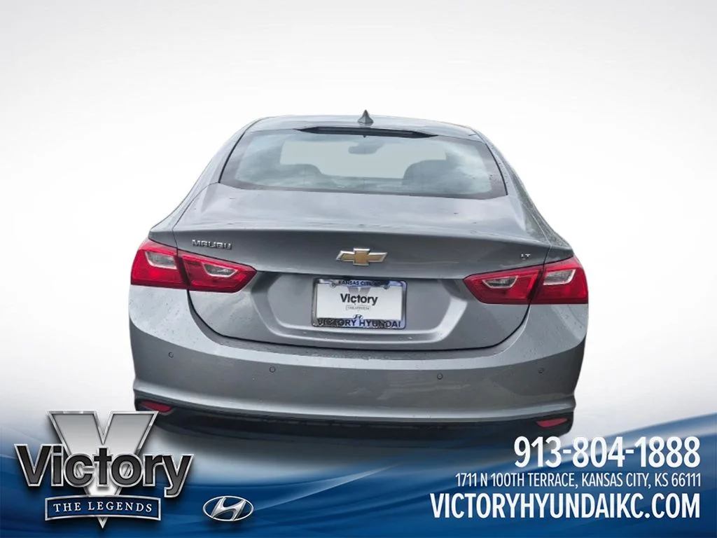 Used 2024 Gray Chevrolet LT image 4