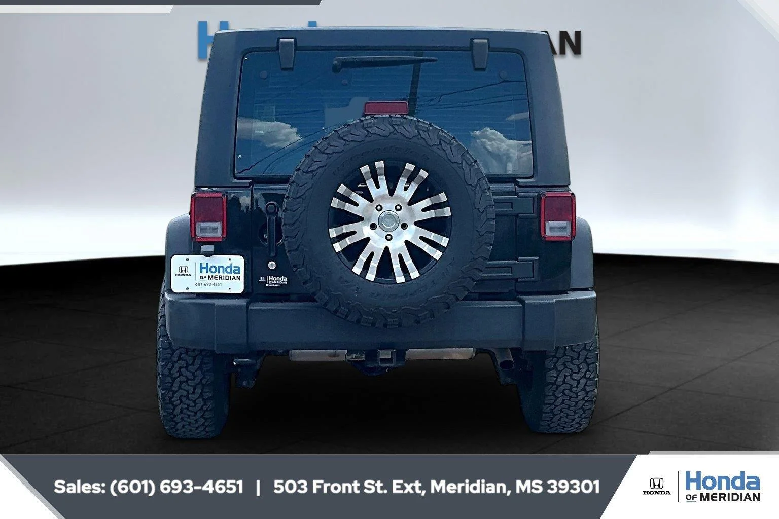 Used 2016 Black Clearcoat Jeep Sport image 4