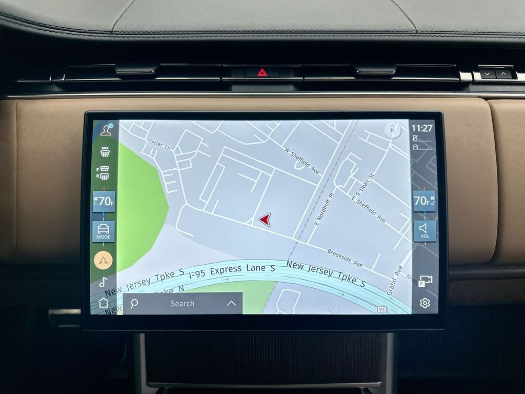 Used 2024 Belgravia Green Metallic Land Rover Autobiography image 30