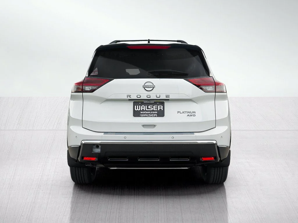 New 2026 Everest White Pearl/Super Black Nissan Platinum image 5
