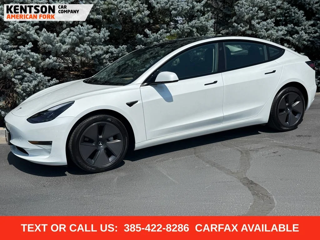 Used 2023 White Tesla Long Range image 1