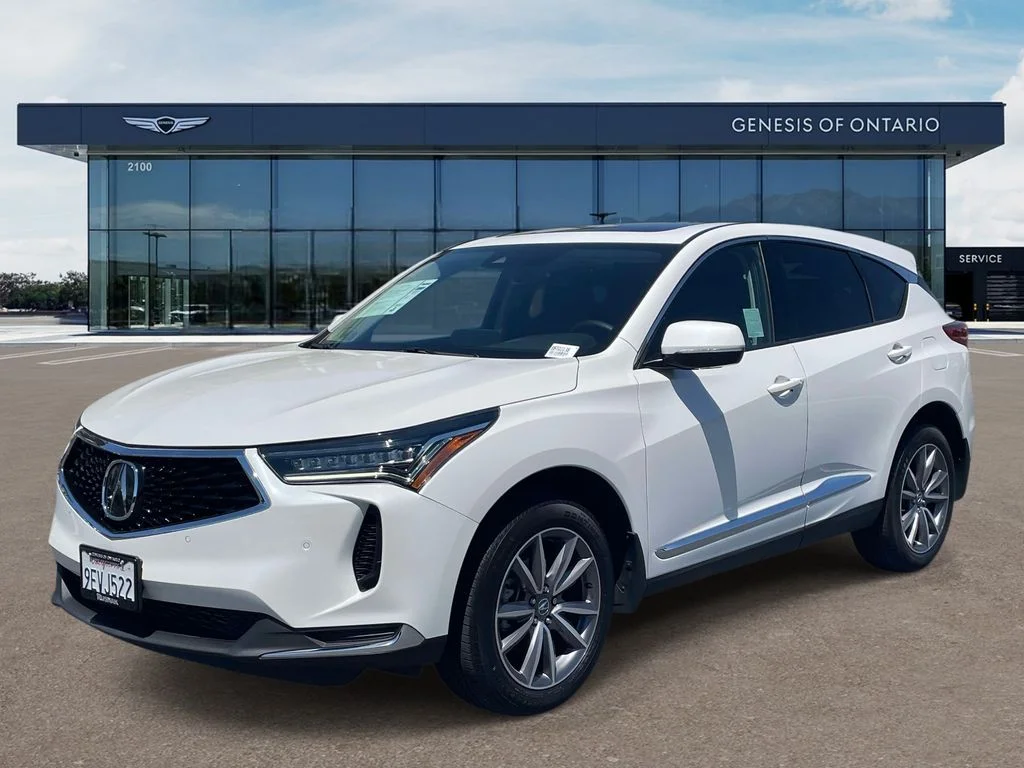 Used 2023 White Acura Technology Package image 3