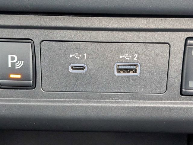 New 2026 Boulder Gray Pearl Nissan Crew Cab SV image 22