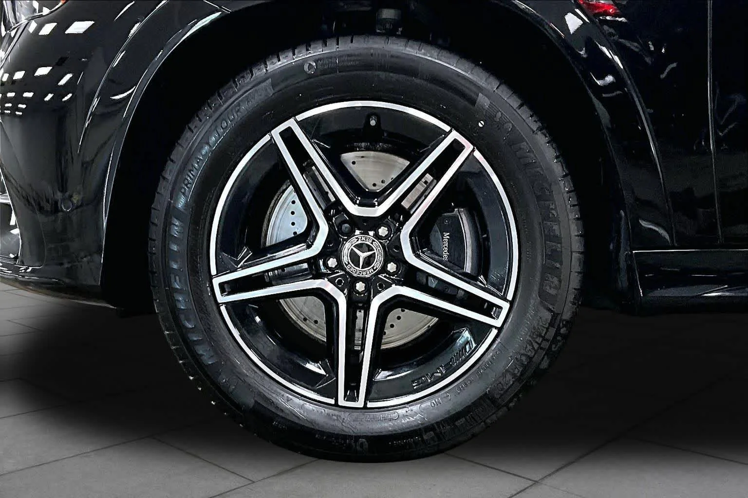 Certified Used 2026 Obsidian Black Metallic Mercedes-Benz GLE 350 image 11