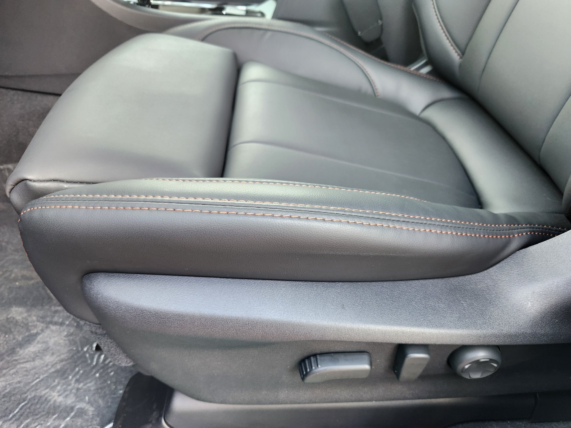 New 2026 SAPPHIRE BLUE PEARL Subaru Limited Bronze Edition 7-Passenger image 19
