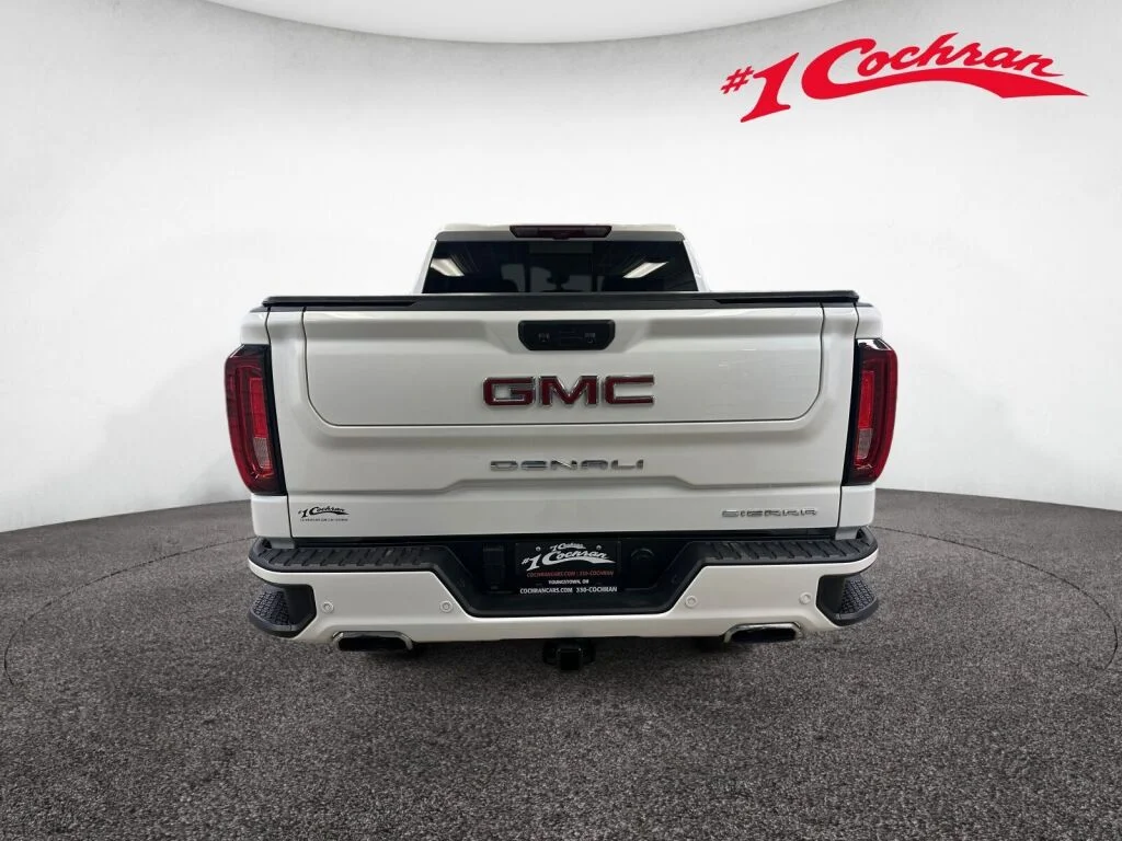 Used 2024 White Frost Tricoat GMC Denali image 26