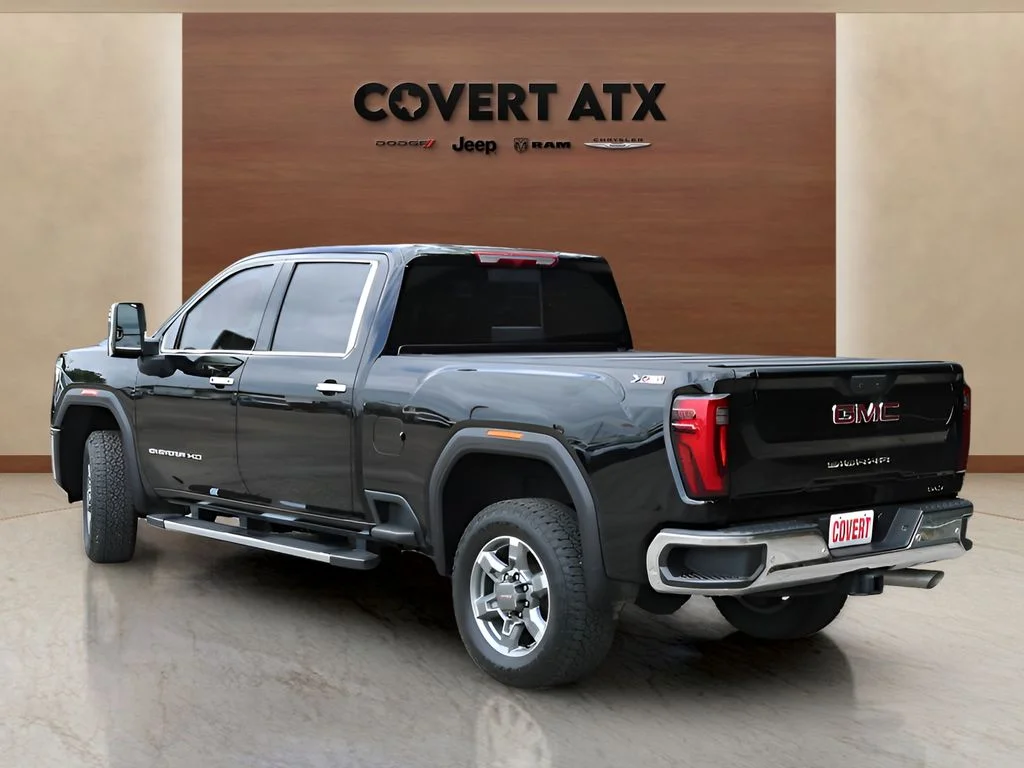 Used 2025 Black GMC SLT image 3