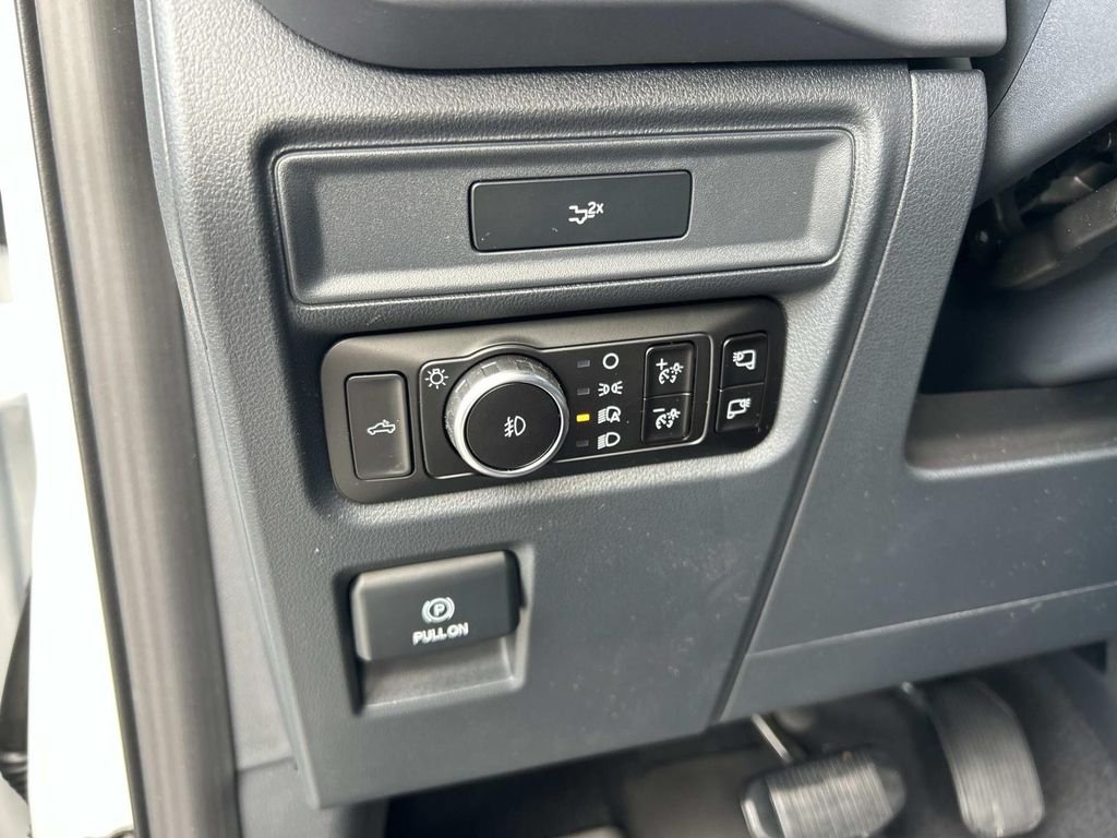 Certified Used 2026 Oxford White Ford XLT image 30