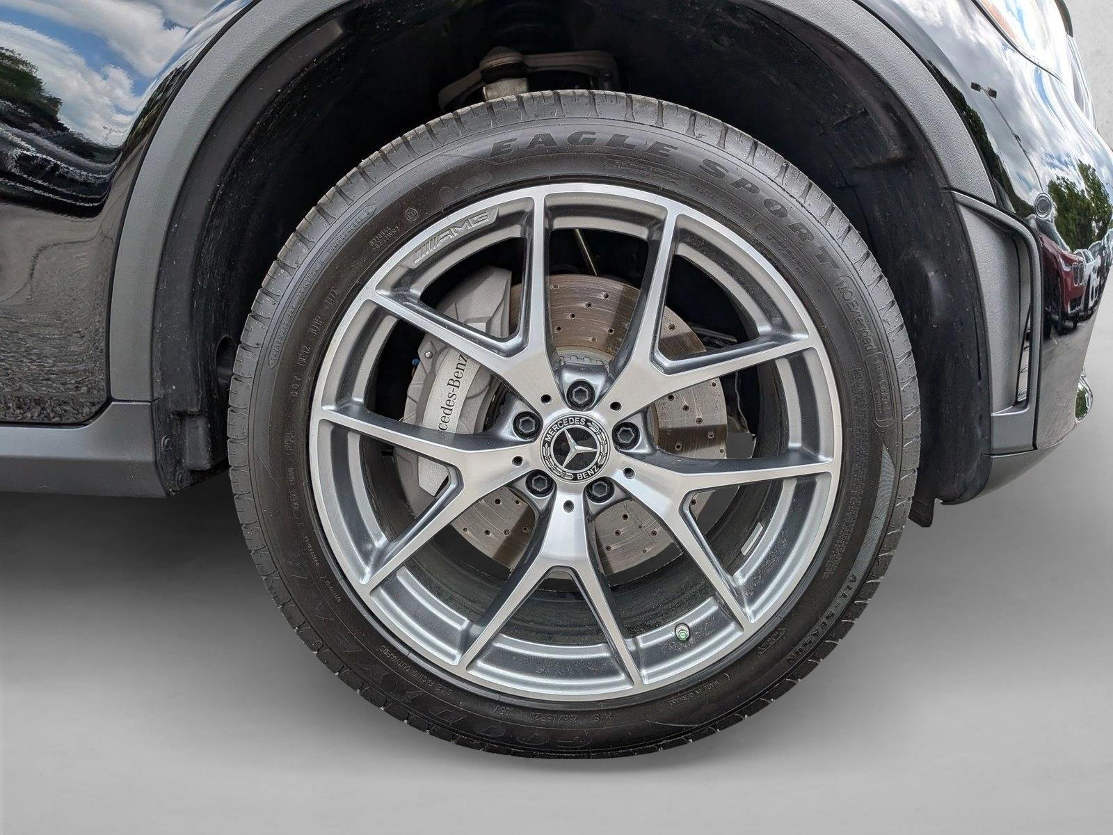 Used 2022 Obsidian Black Metallic Mercedes-Benz GLC 300 image 26