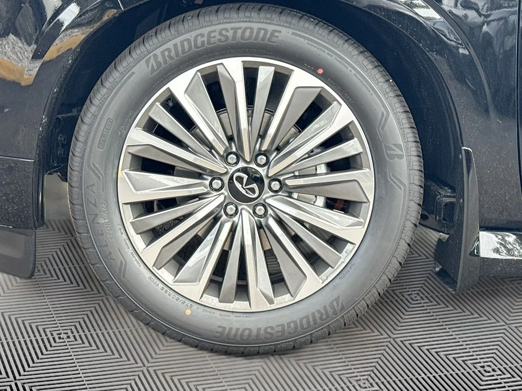 New 2026 BLACK OBSIDIAN INFINITI Luxe 2WD image 34