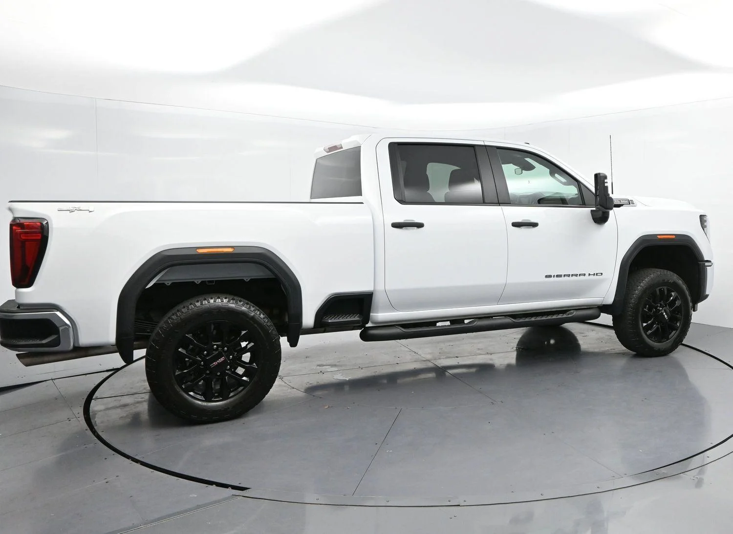 Used 2025 Summit White GMC Pro image 8