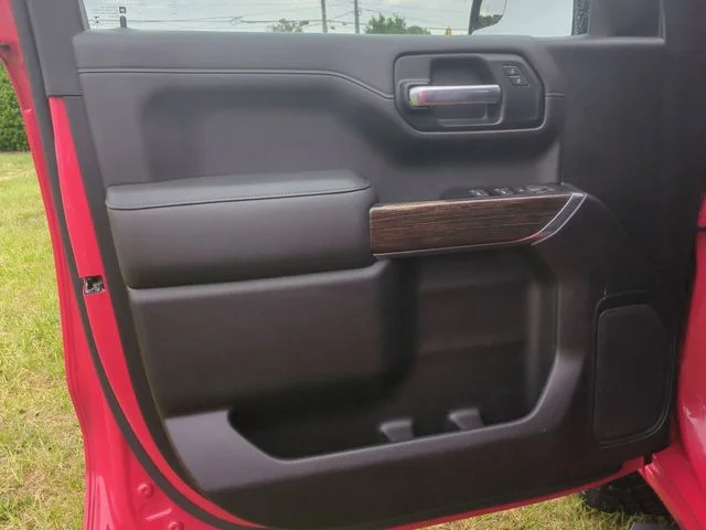 Used 2019 Red GMC SLE image 19