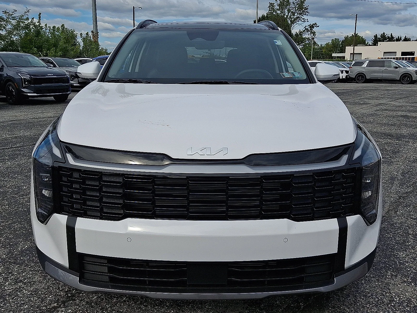 New 2027 White Kia EX image 3