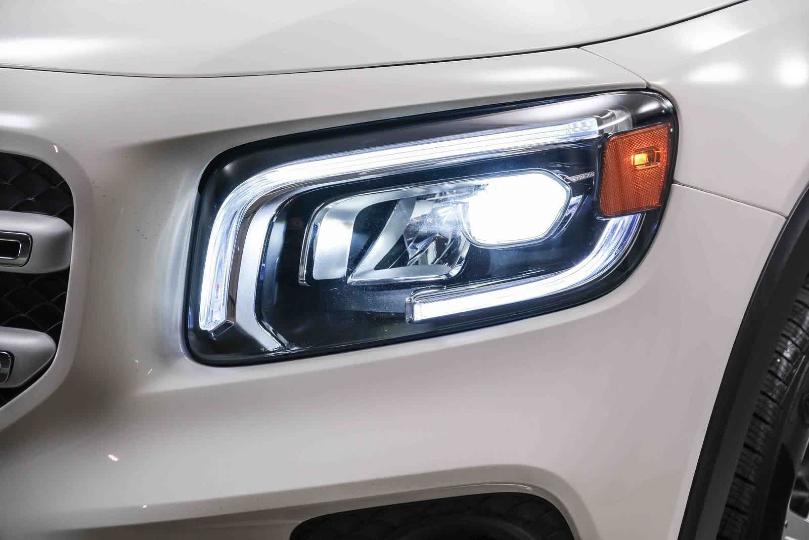 Certified Used 2021 Polar White Mercedes-Benz GLB 250 image 12