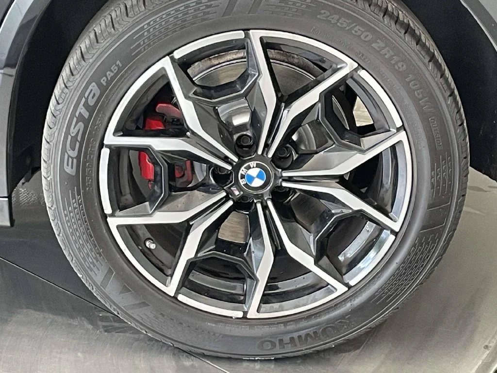 Used 2023 Black BMW M40i image 13
