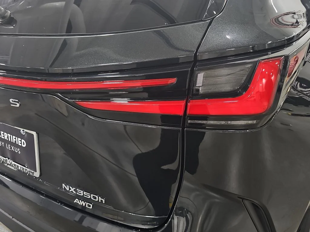 2025 Lexus NX Hybrid 350h | CarEdge | CarEdge