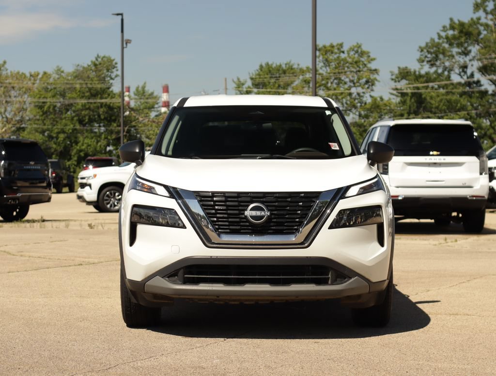 Used 2023 Nissan Rogue S with VIN 5N1BT3AB8PC867216 for sale in Pekin, IL