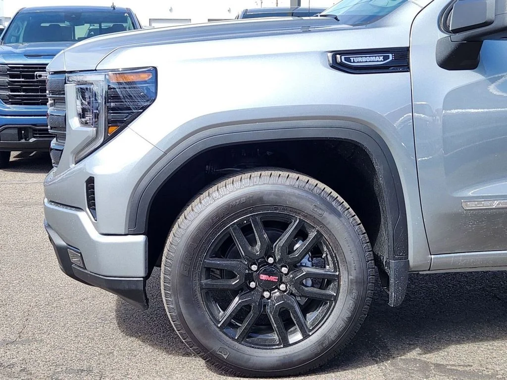 New 2026 Sterling Metallic GMC Elevation image 5