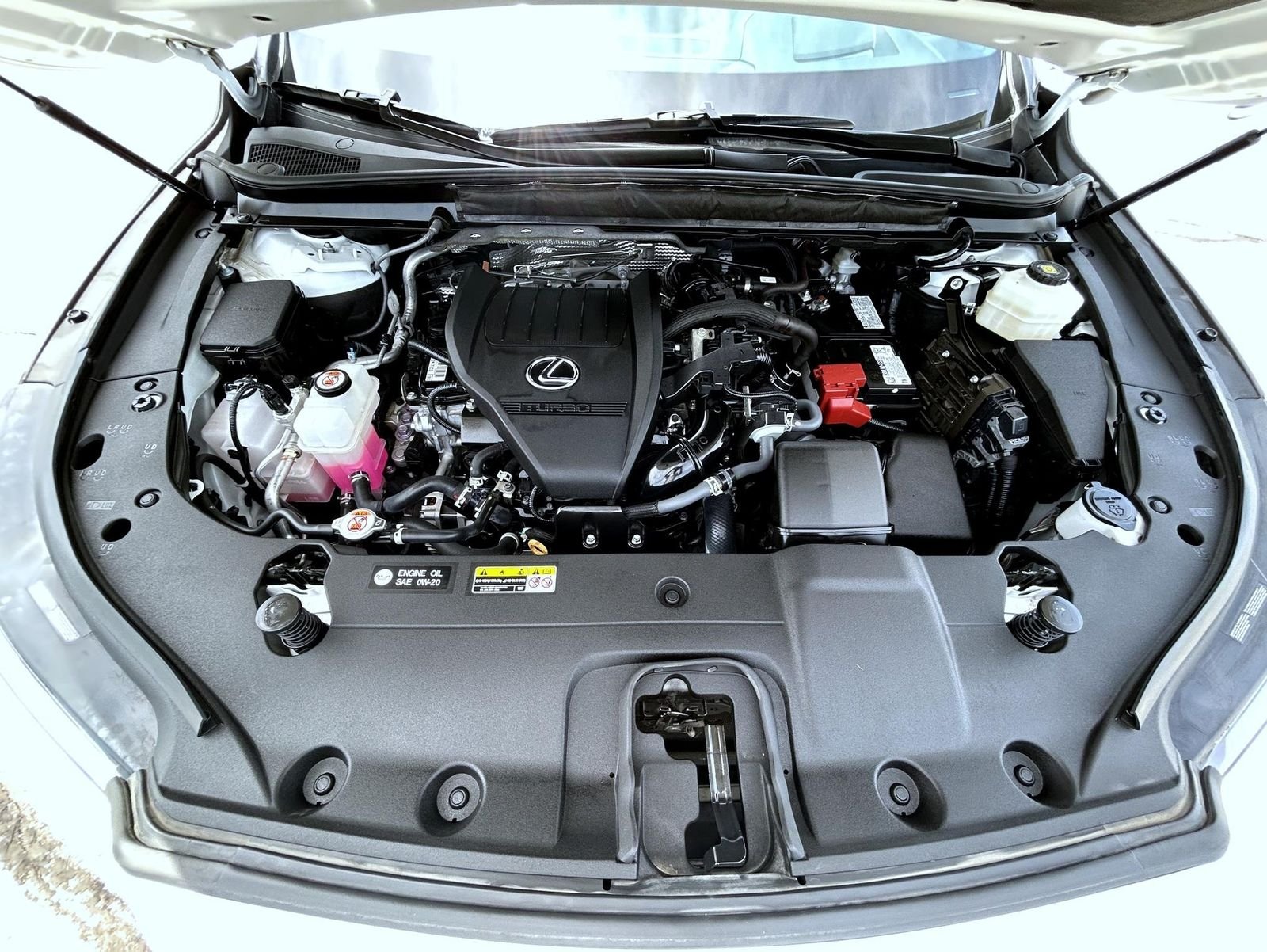 Used 2024 White Lexus 350 Luxury image 24