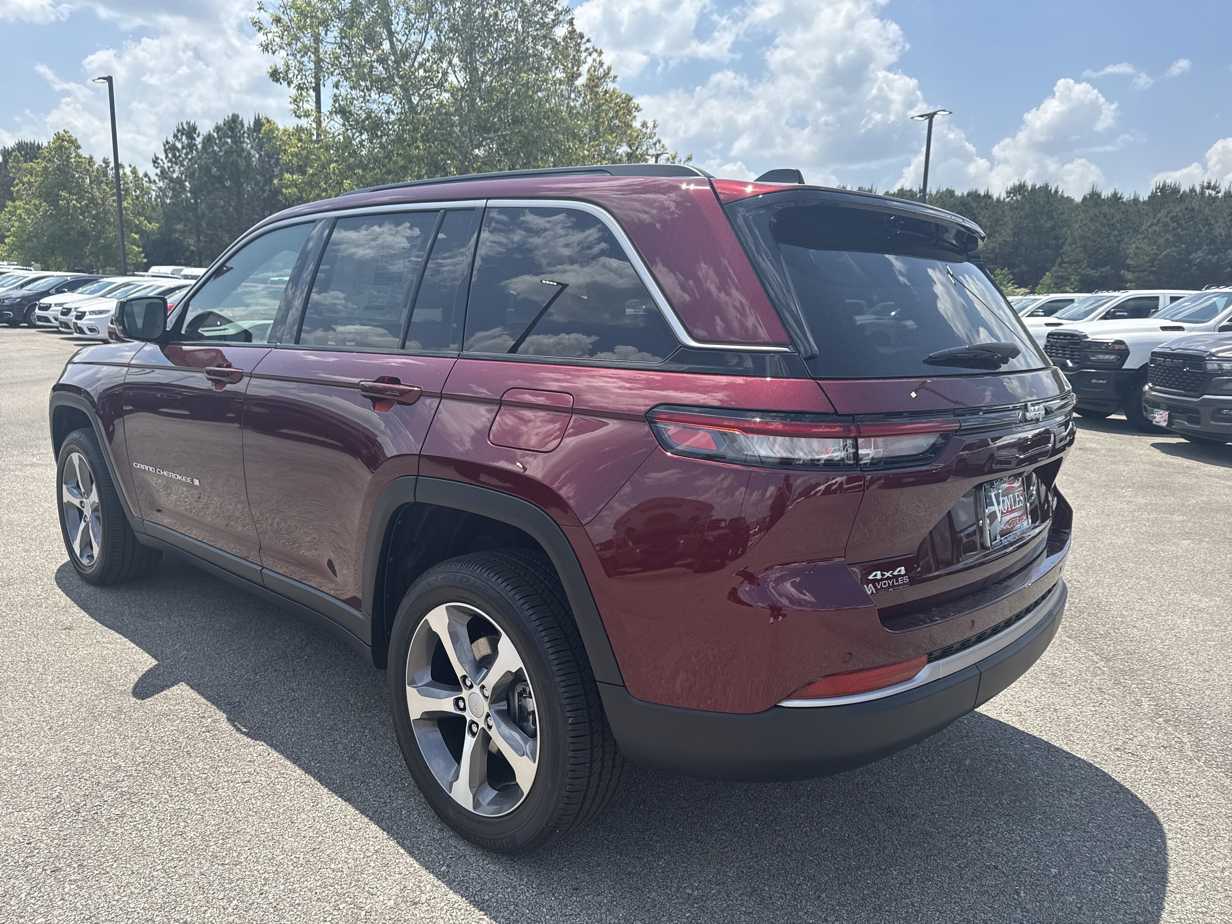 New 2026 Velvet Red Pearlcoat Jeep Limited image 5