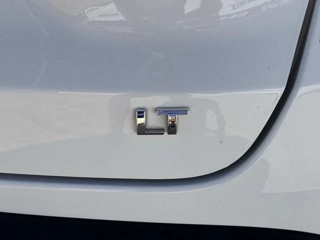 Used 2025 White Chevrolet LT image 20
