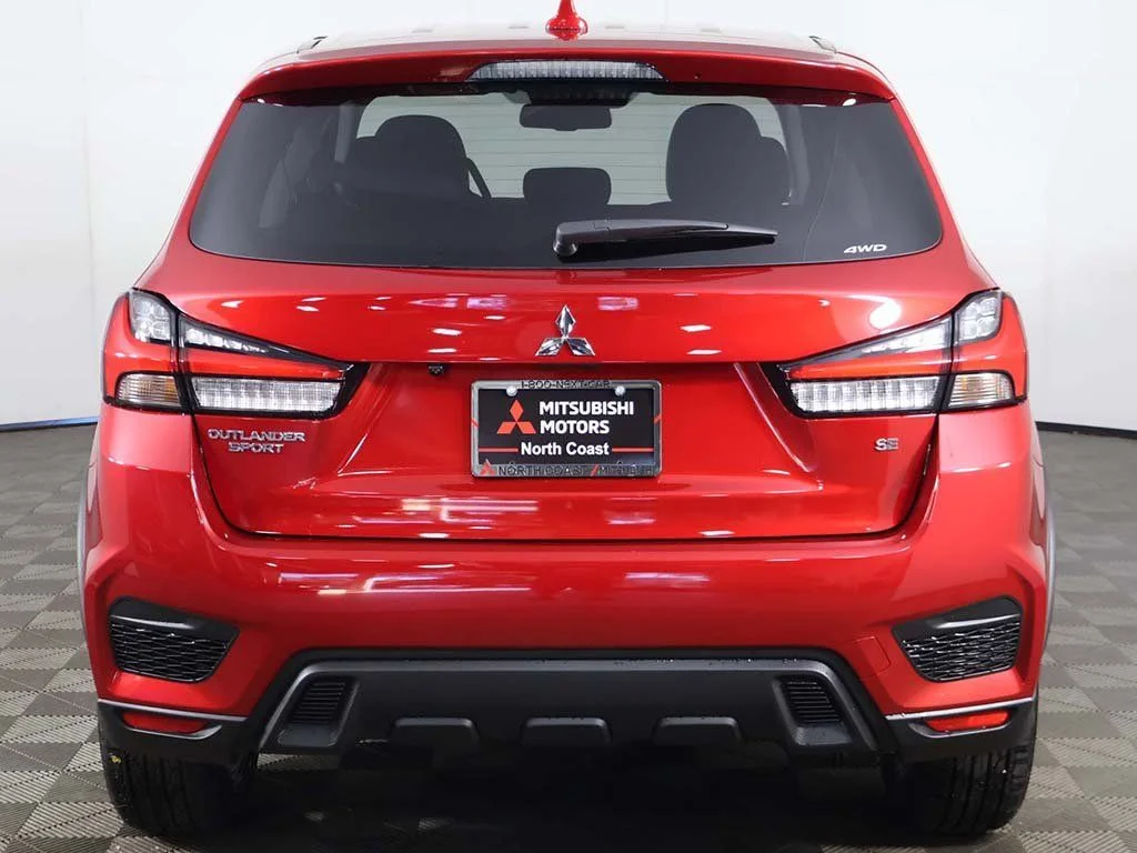 2025 Mitsubishi Outlander Sport SE - Photo 10