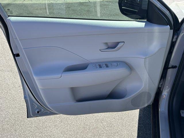 2026 Hyundai Kona SE - Photo 10