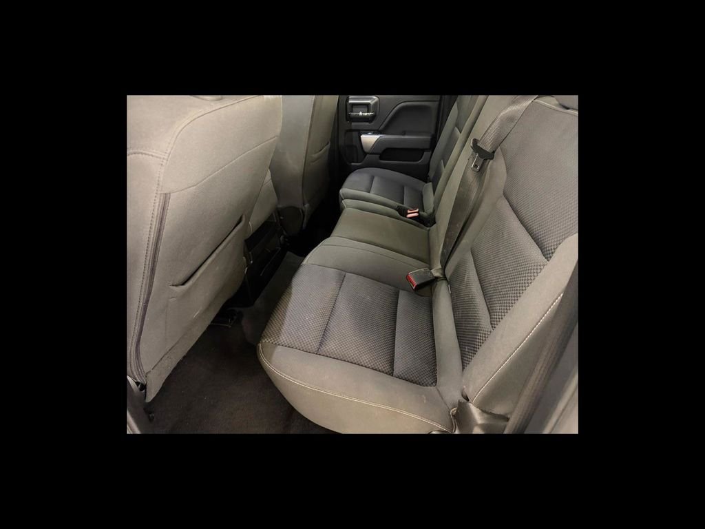 Used 2019 White Chevrolet LT image 17